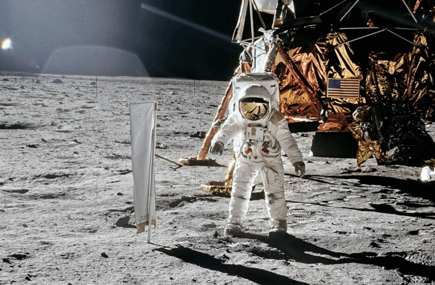 NASA Eyes Nuclear Reactor on Moon by 2030